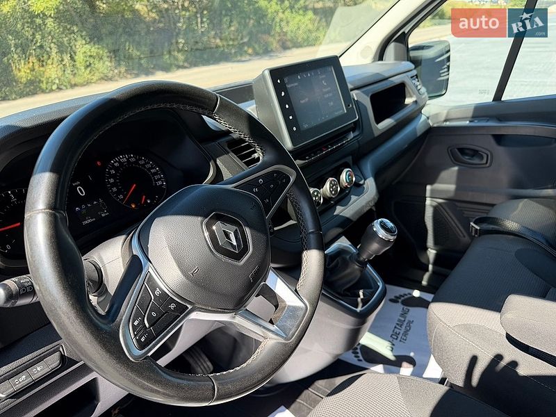 Грузовой фургон Renault Trafic 2023 в Тернополе