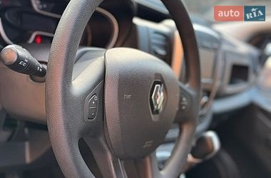Вантажний фургон Renault Trafic 2020 в Рівному