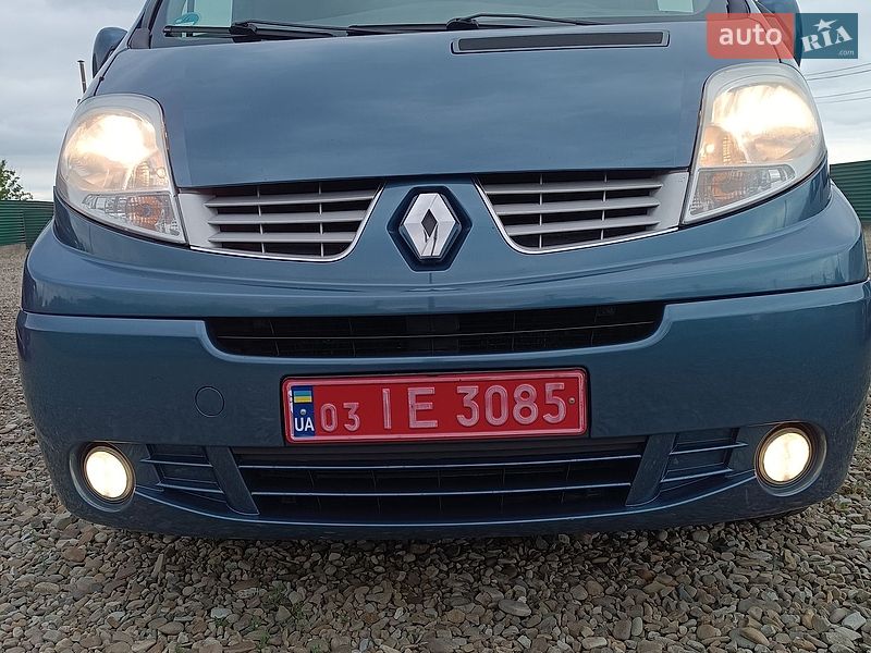 Мінівен Renault Trafic 2013 в Дубні