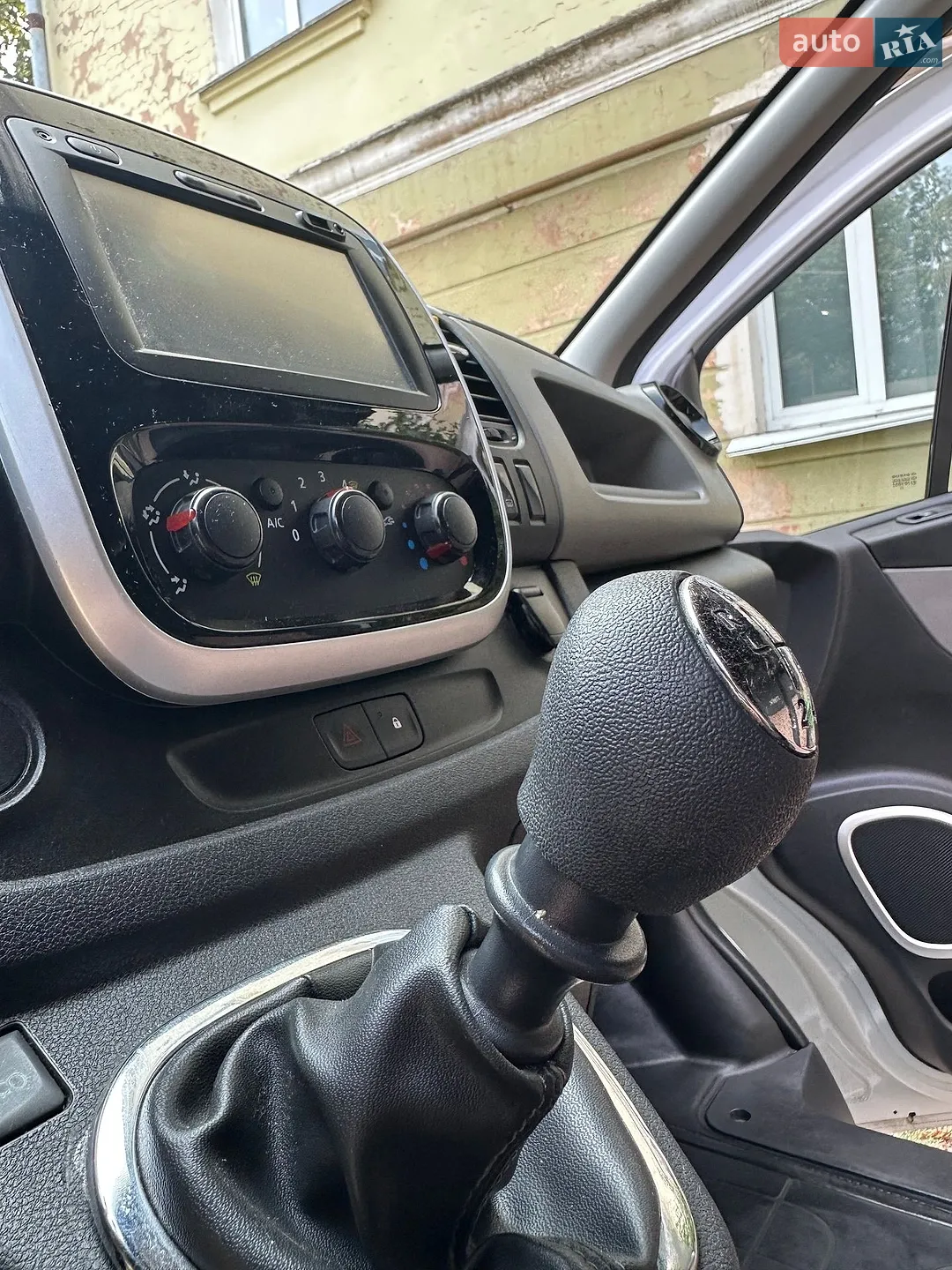 2018 Renault Trafic - мініатюра 24