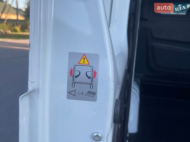 Минивэн Renault Trafic 2020 в Млинове