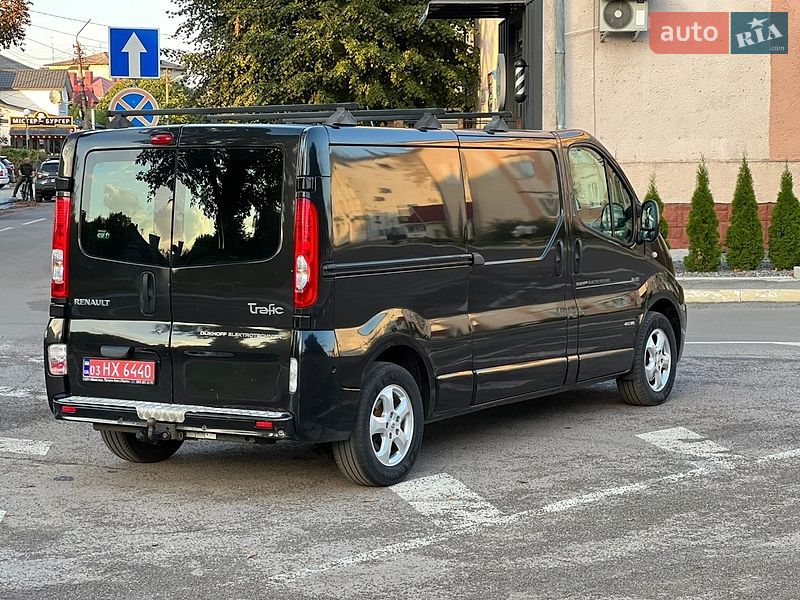 Вантажний фургон Renault Trafic 2014 в Радивиліві