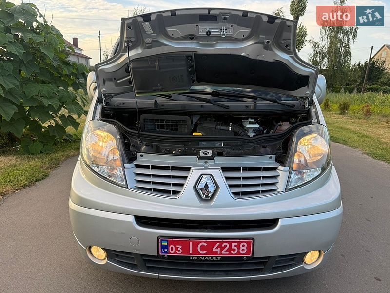 Минивэн Renault Trafic 2012 в Радивилове