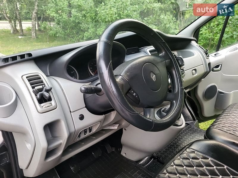 Минивэн Renault Trafic 2011 в Хмельницком