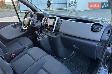 Минивэн Renault Trafic 2016 в Луцке