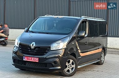 Минивэн Renault Trafic 2016 в Луцке