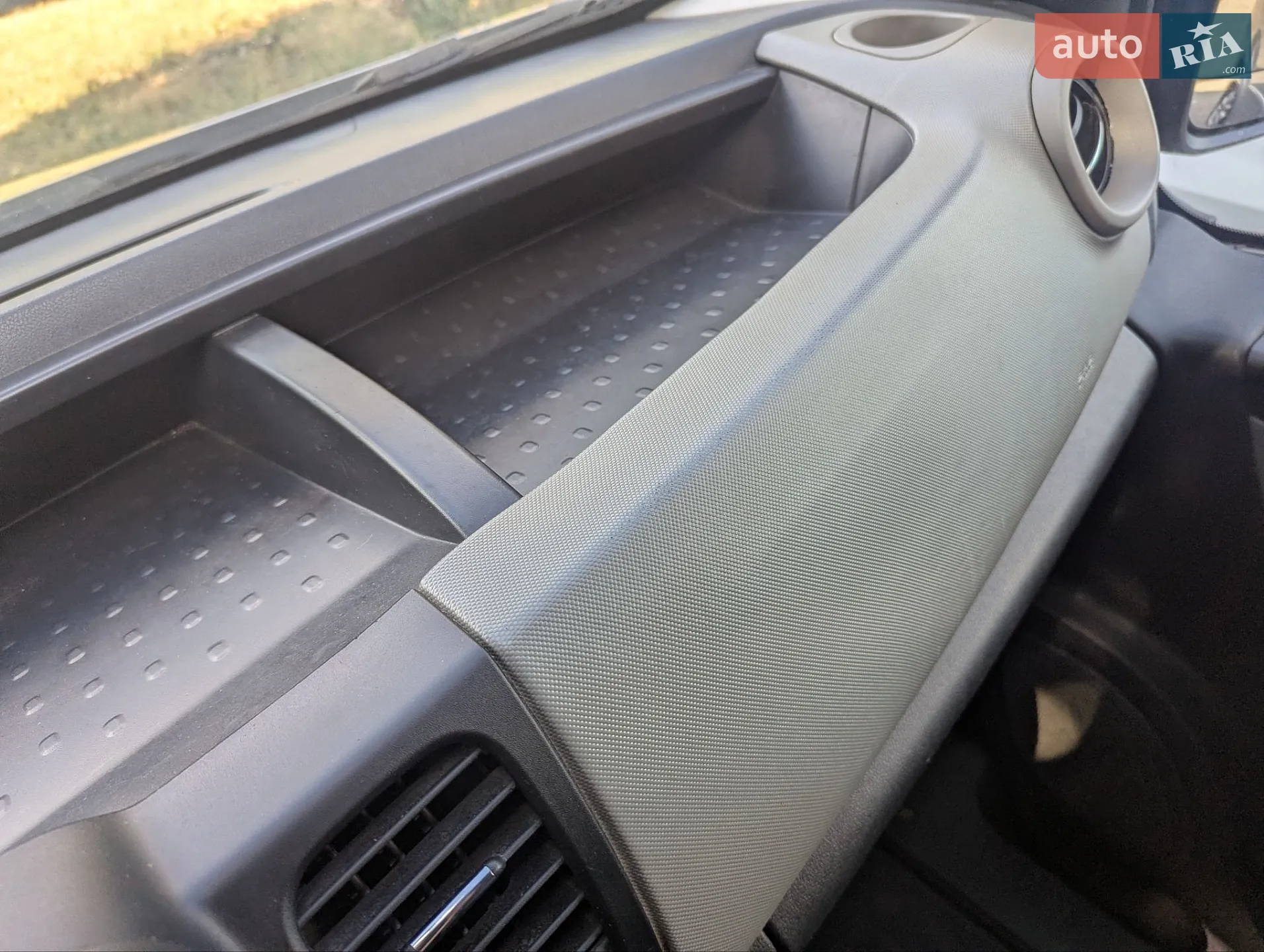 2015 Renault Trafic - мініатюра 25
