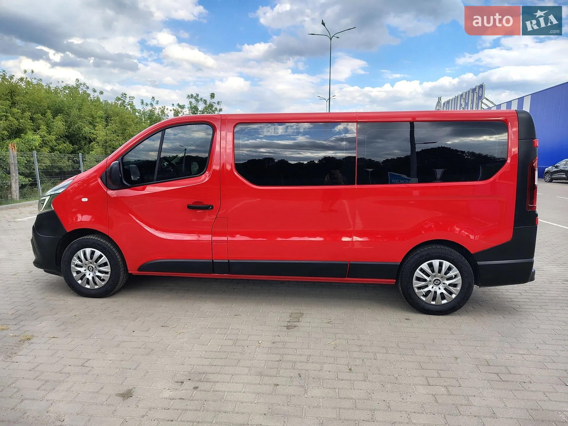 2021 Renault Trafic - мініатюра 12