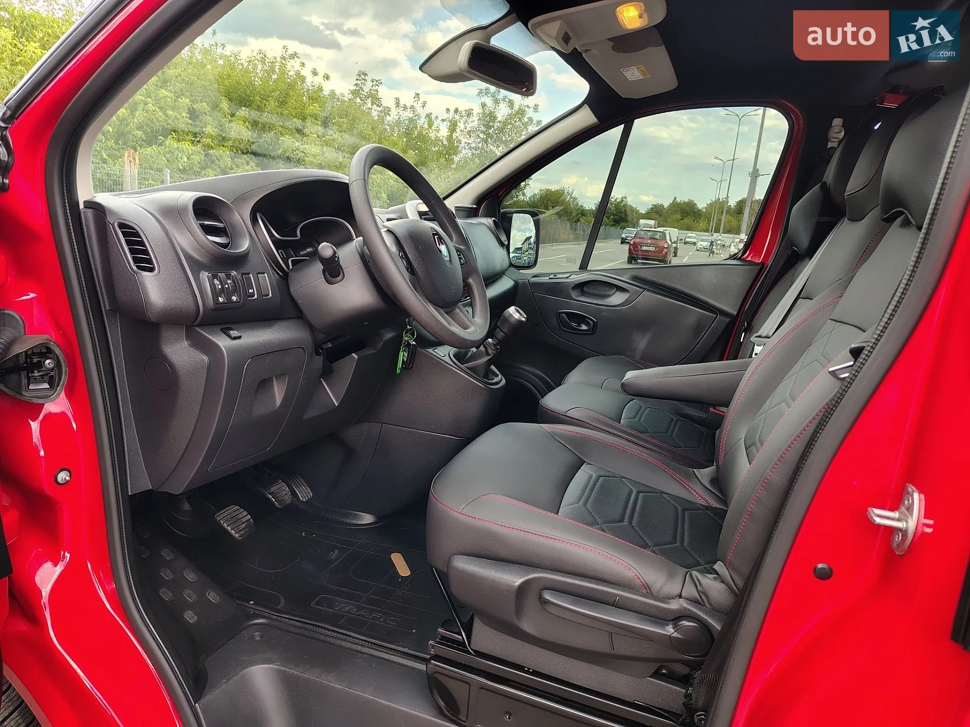 2021 Renault Trafic - мініатюра 28