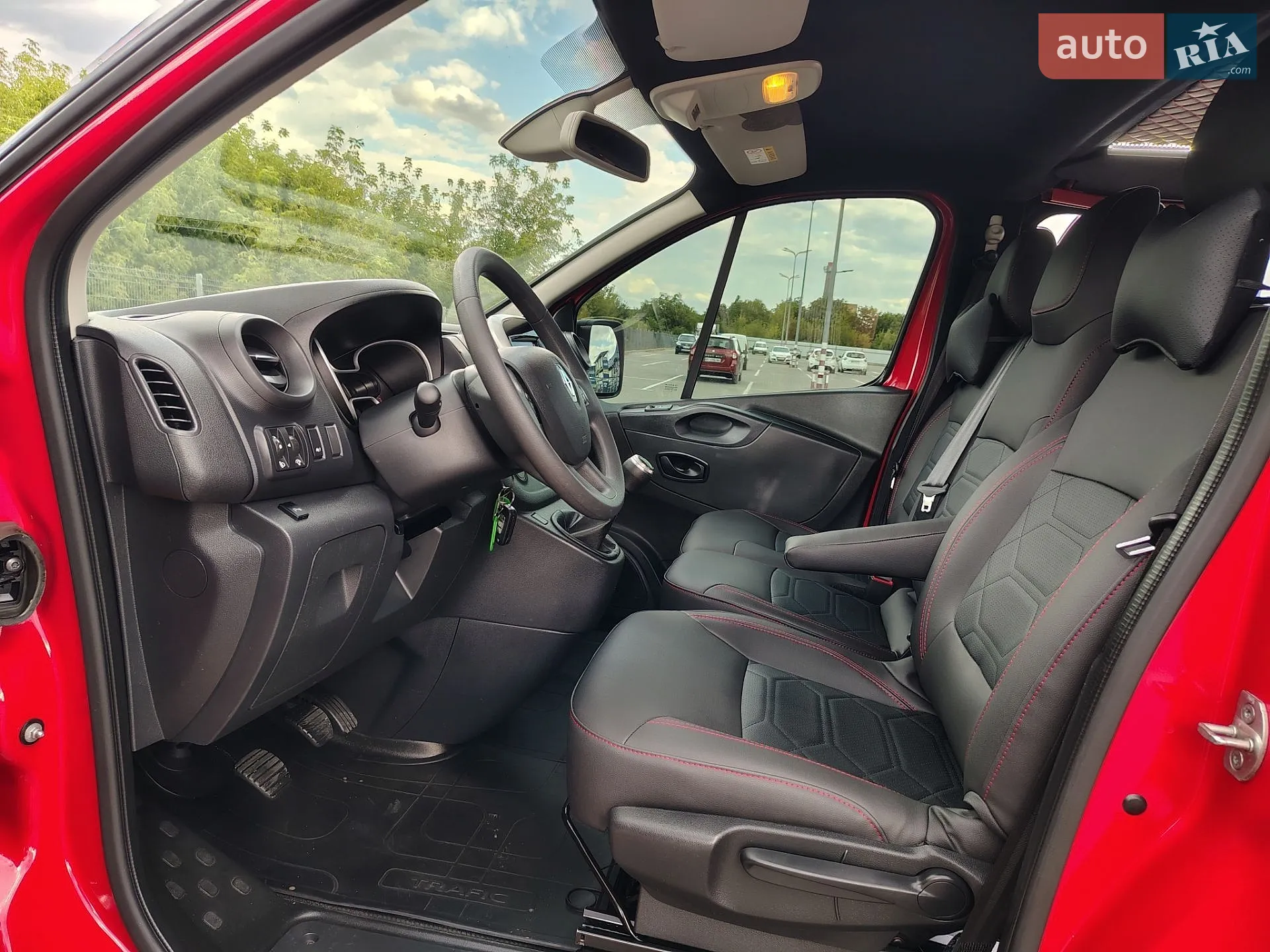 2021 Renault Trafic - мініатюра 29