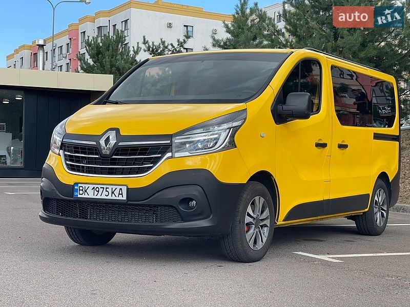 Минивэн Renault Trafic 2017 в Ровно