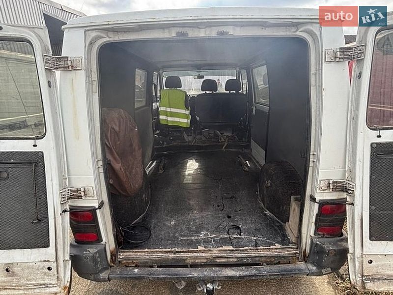 Минивэн Renault Trafic 2000 в Киеве фото 4 Минивэн Renault Trafic 2000 в Киеве