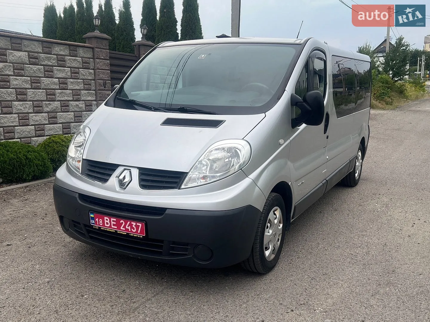 2010 Renault Trafic - мініатюра 2