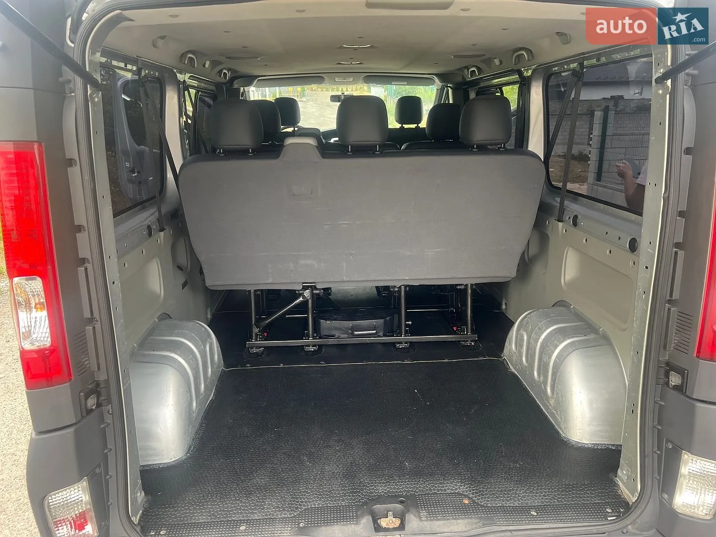 2010 Renault Trafic - мініатюра 29