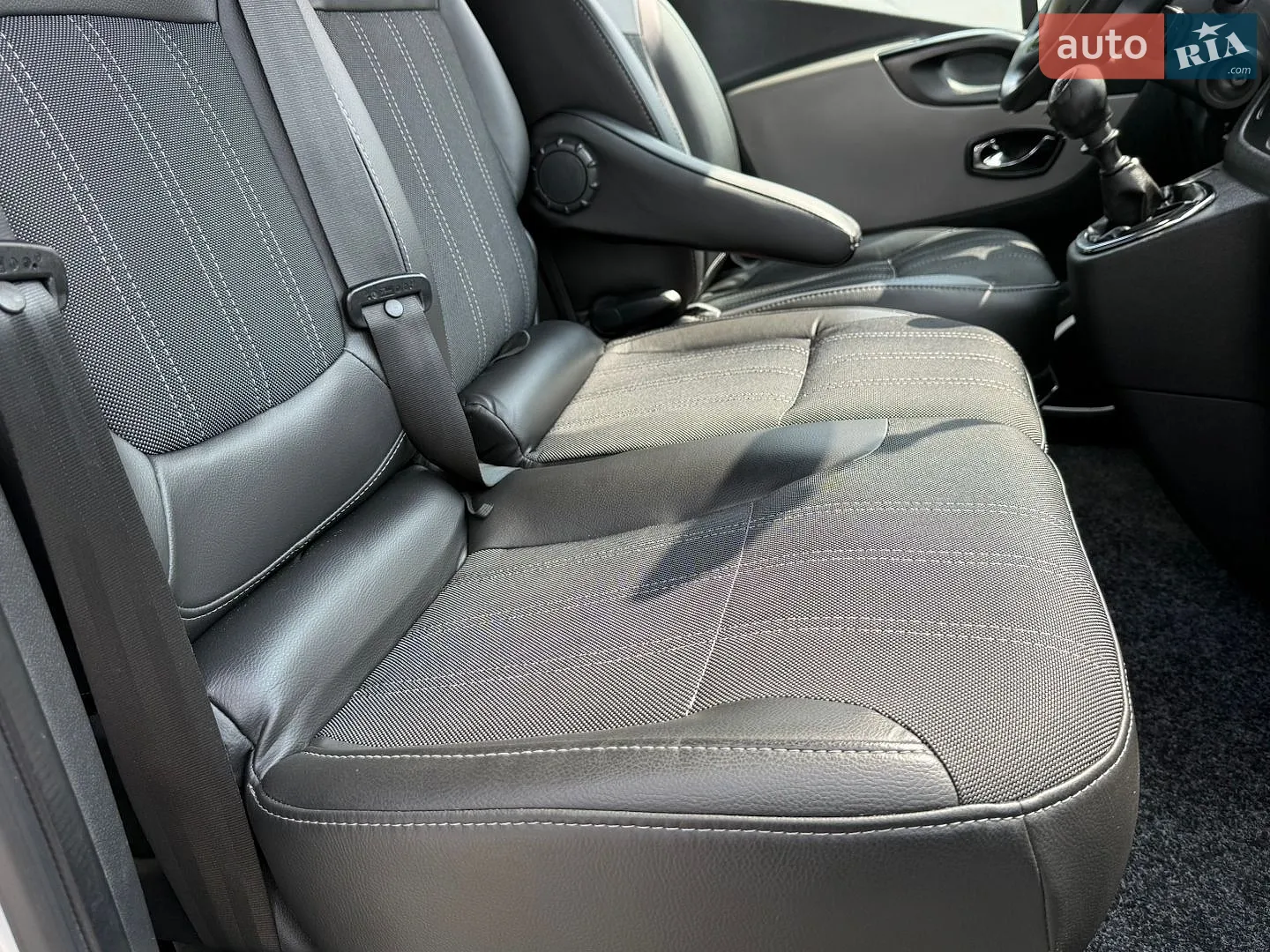 2018 Renault Trafic - мініатюра 38