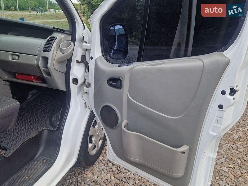 Мінівен Renault Trafic 2008 в Харкові