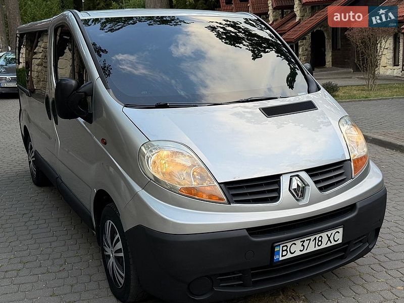 Минивэн Renault Trafic 2007 в Львове