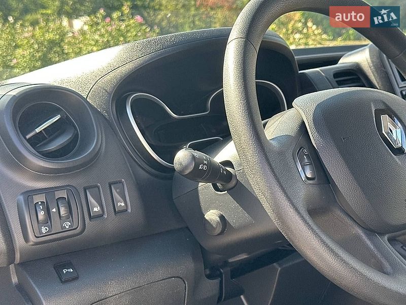 Мінівен Renault Trafic 2020 в Дубні