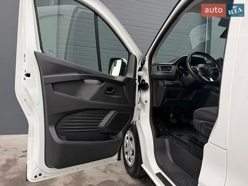 Грузовой фургон Renault Trafic 2022 в Дубно