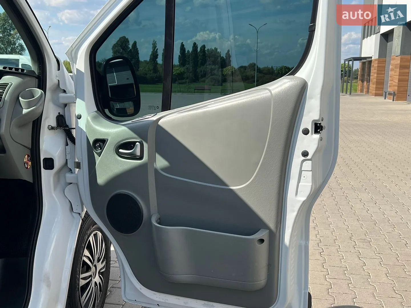2012 Renault Trafic - мініатюра 28