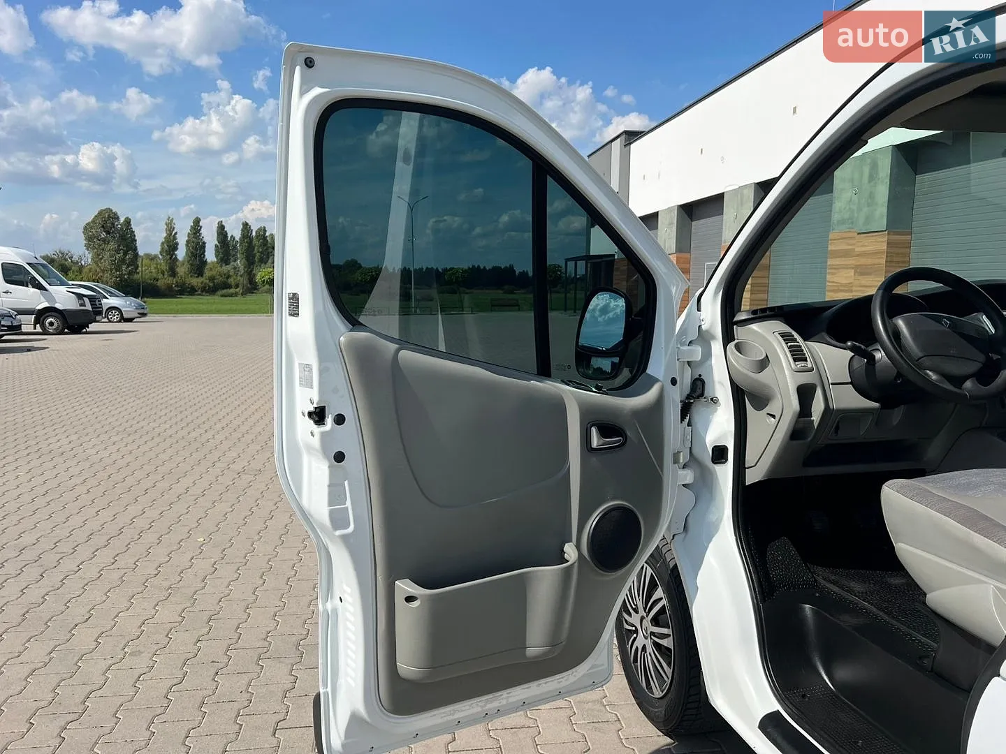 2012 Renault Trafic - мініатюра 32