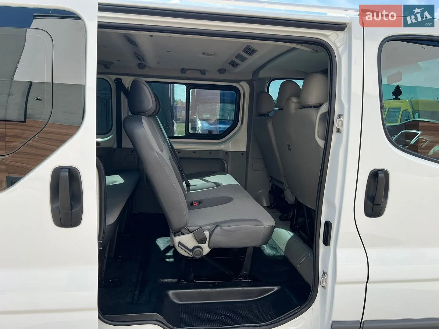 2012 Renault Trafic - мініатюра 40