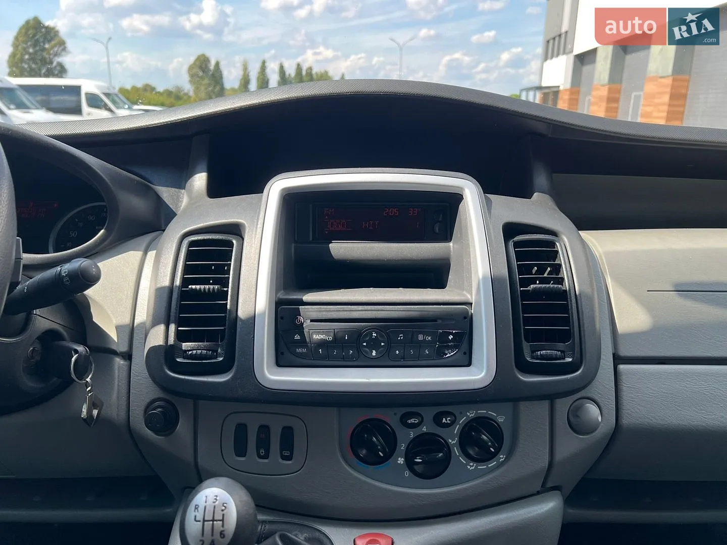 2012 Renault Trafic - мініатюра 38