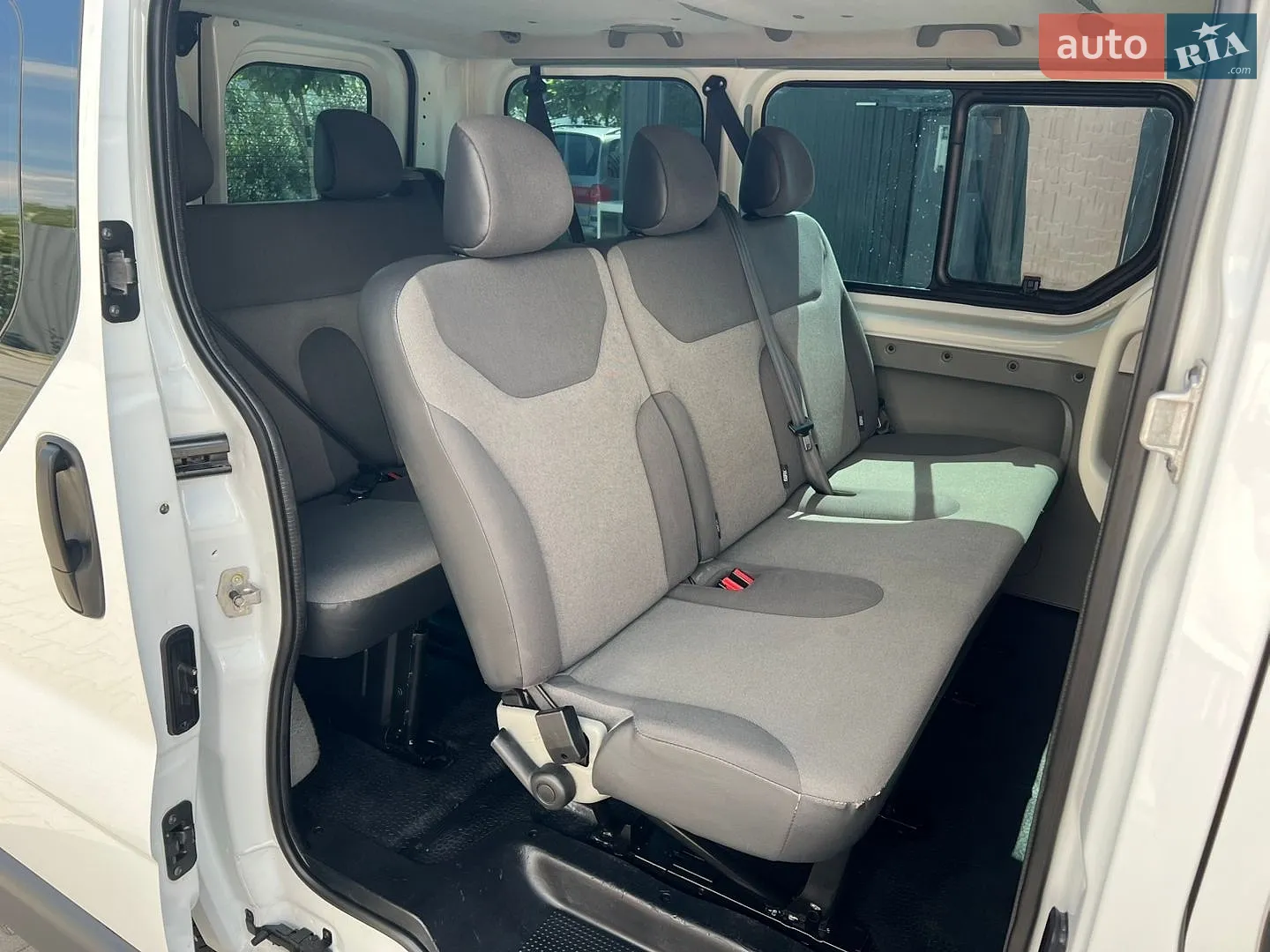 2012 Renault Trafic - мініатюра 45