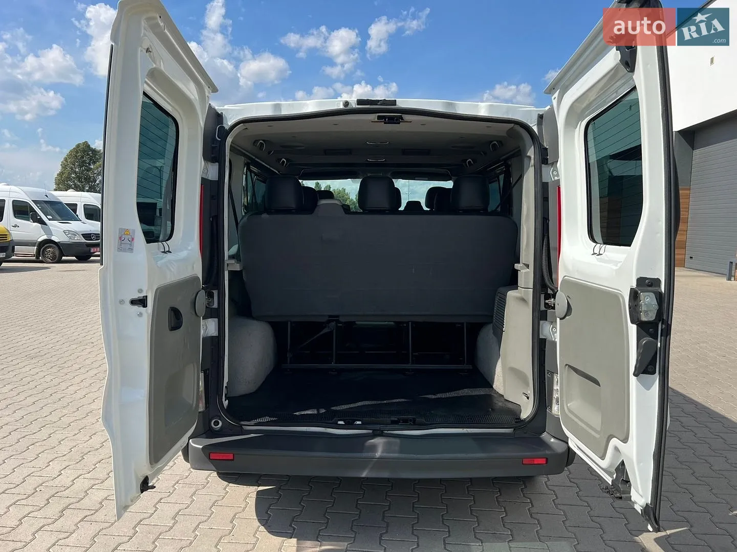 2012 Renault Trafic - мініатюра 46