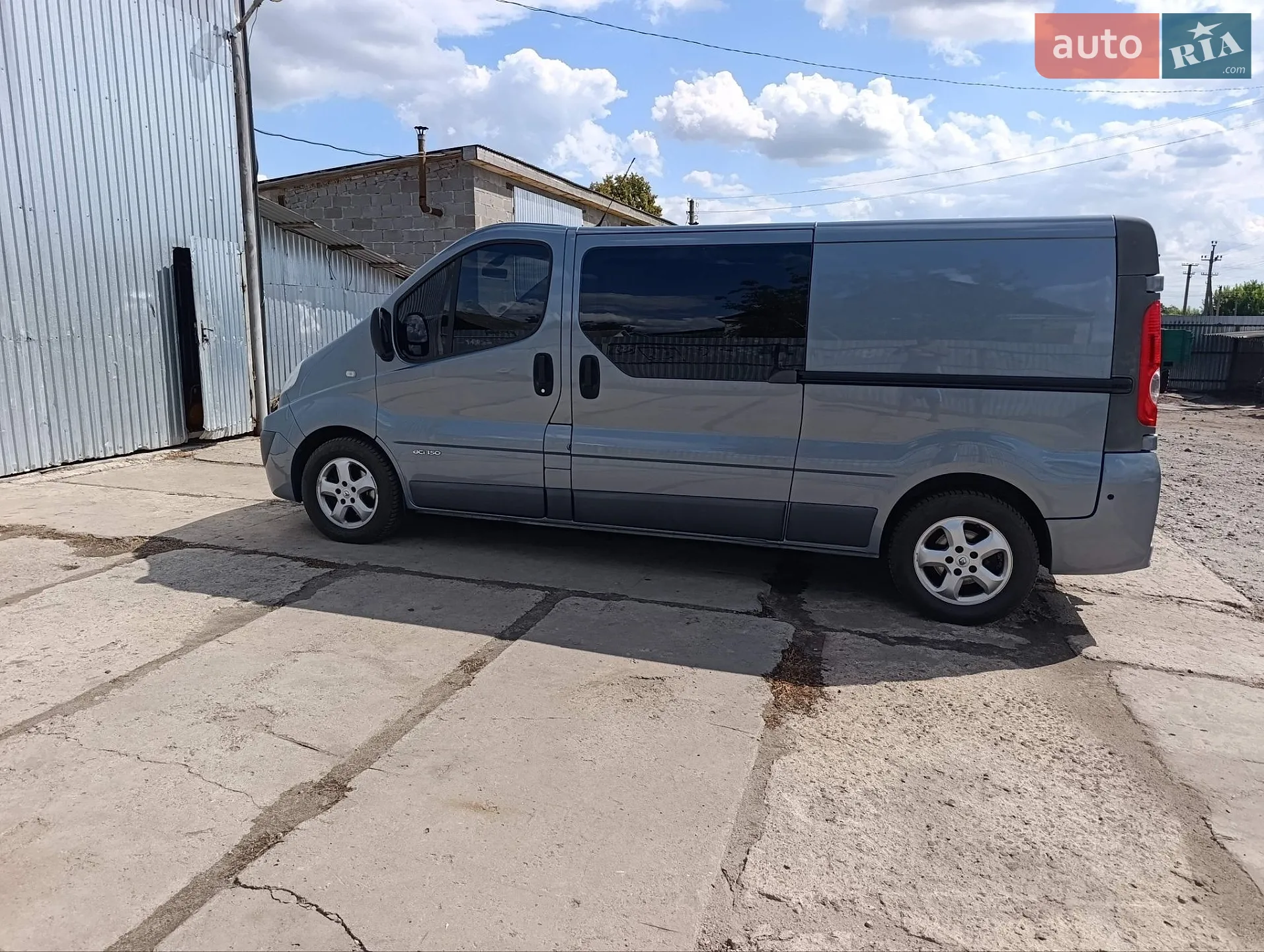 2010 Renault Trafic - мініатюра 21