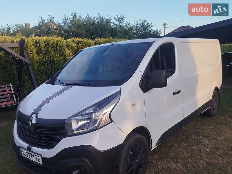 Грузовой фургон Renault Trafic 2018 в Львове