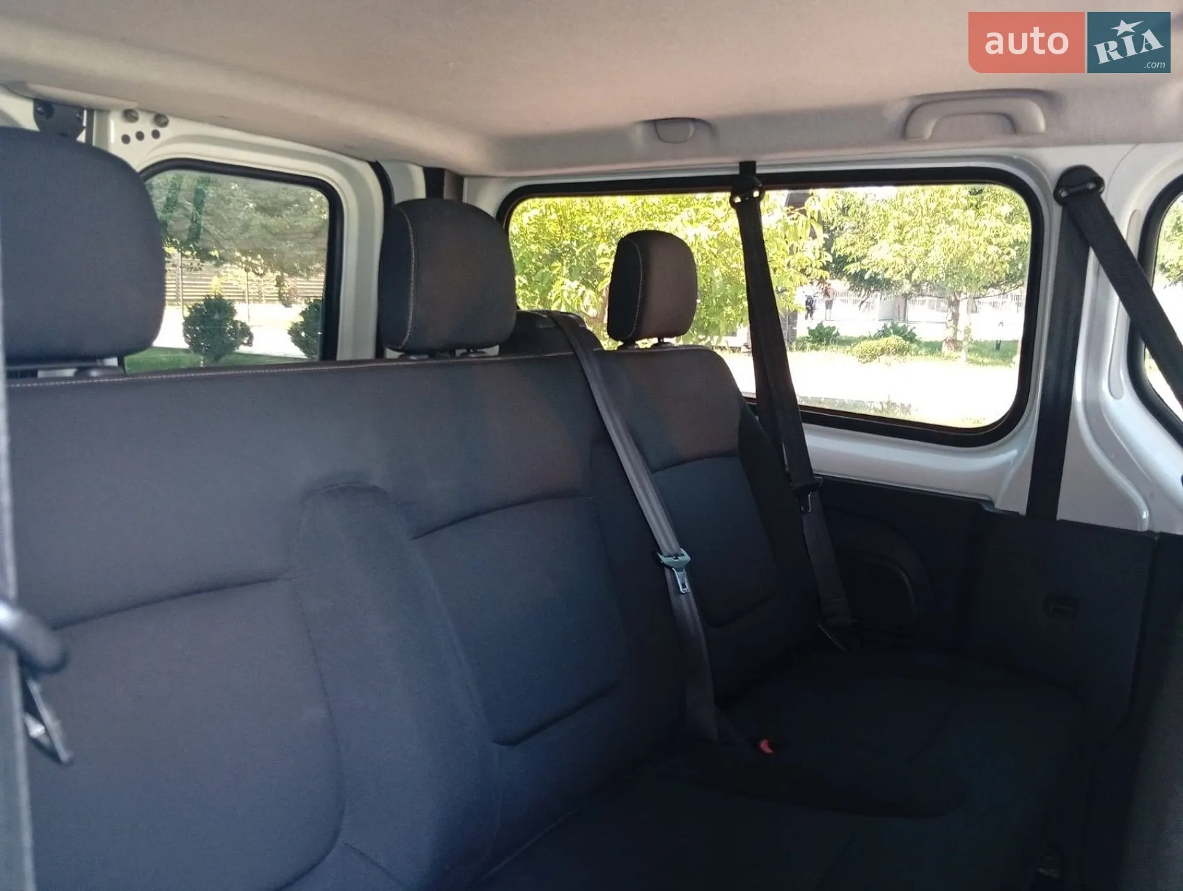 2015 Renault Trafic - мініатюра 25
