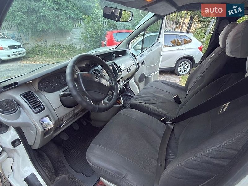 Минивэн Renault Trafic 2003 в Киеве