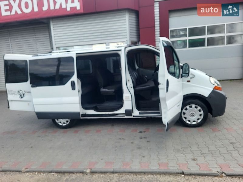 Минивэн Renault Trafic 2005 в Хмельницком
