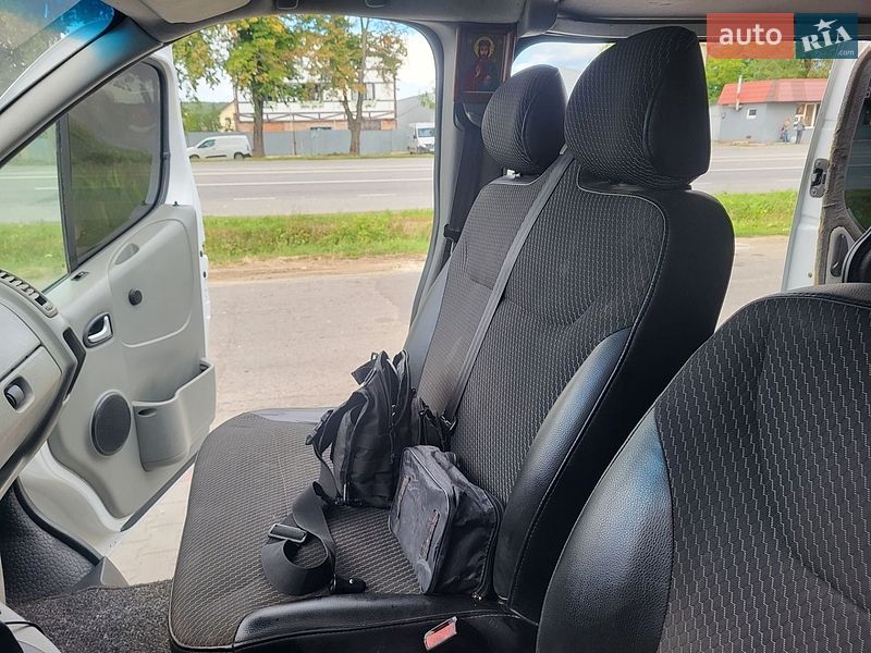 Минивэн Renault Trafic 2005 в Хмельницком