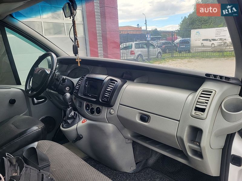 Минивэн Renault Trafic 2005 в Хмельницком