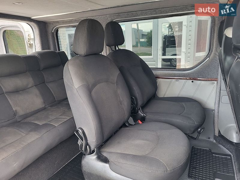Минивэн Renault Trafic 2005 в Хмельницком