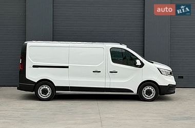 Вантажний фургон Renault Trafic 2023 в Дубні