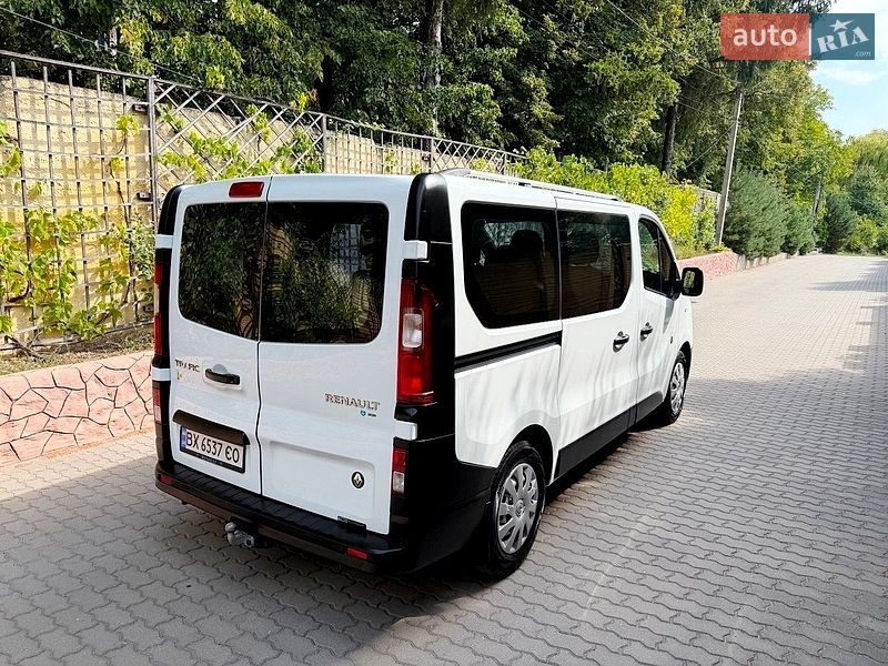 Минивэн Renault Trafic 2015 в Хмельницком