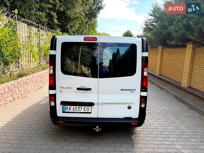 Минивэн Renault Trafic 2015 в Хмельницком
