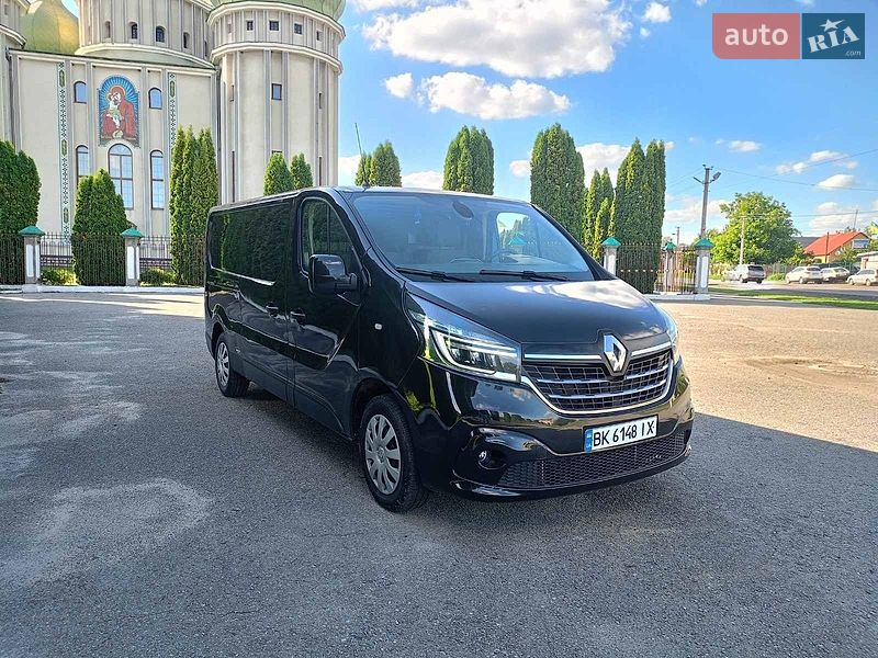 Вантажний фургон Renault Trafic 2021 в Дубні