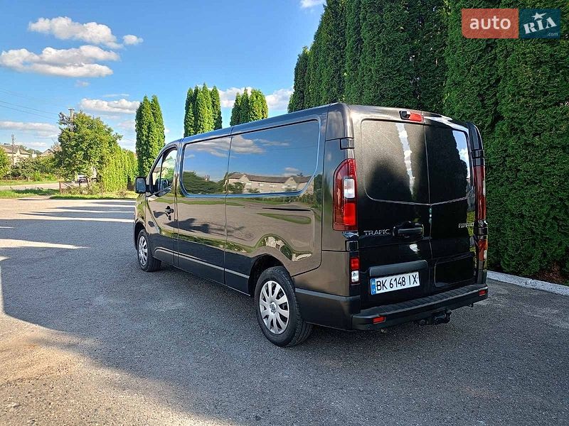 Вантажний фургон Renault Trafic 2021 в Дубні