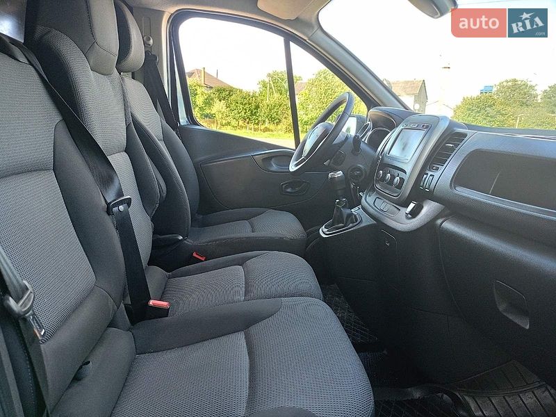 Вантажний фургон Renault Trafic 2021 в Дубні