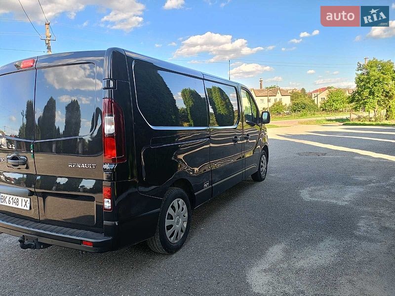 Вантажний фургон Renault Trafic 2021 в Дубні