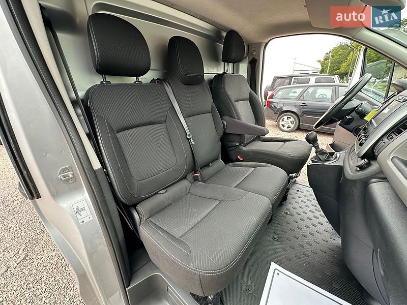 Другие грузовики Renault Trafic 2016 в Ровно