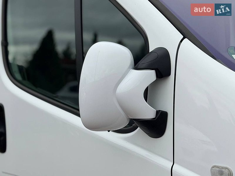 Мінівен Renault Trafic 2013 в Стрию фото 30 Мінівен Renault Trafic 2013 в Стрию