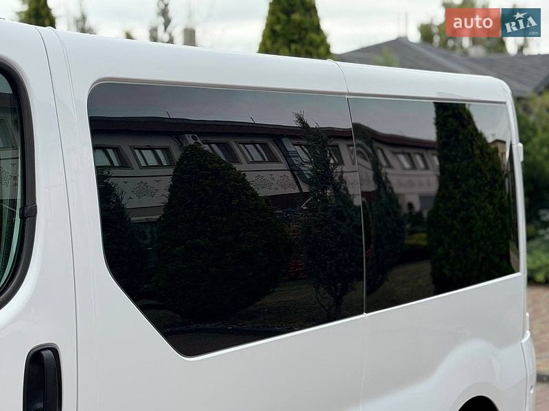 Мінівен Renault Trafic 2013 в Стрию фото 39 Мінівен Renault Trafic 2013 в Стрию