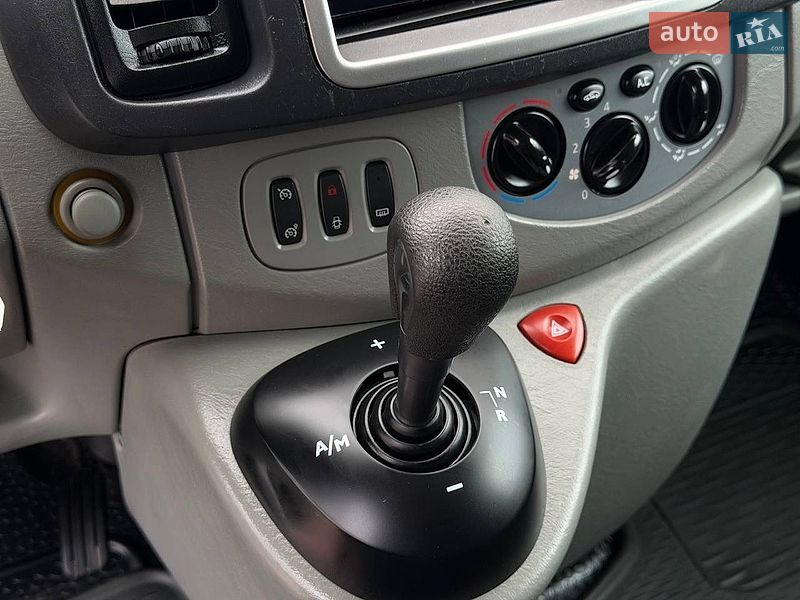 Мінівен Renault Trafic 2013 в Стрию фото 53 Мінівен Renault Trafic 2013 в Стрию