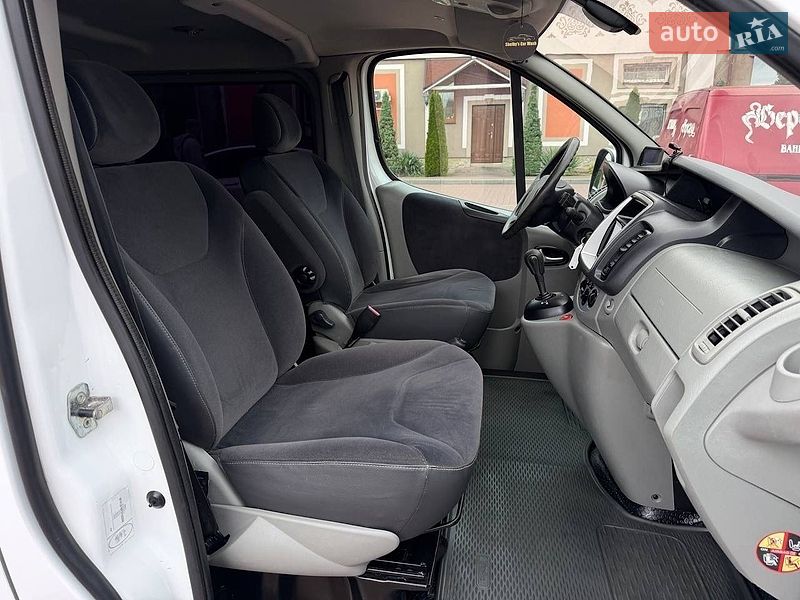 Мінівен Renault Trafic 2013 в Стрию фото 60 Мінівен Renault Trafic 2013 в Стрию