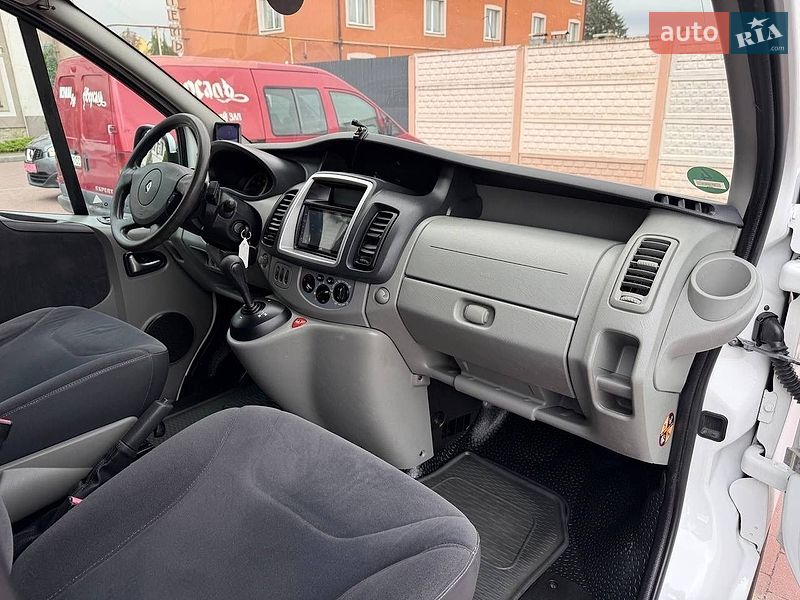 Мінівен Renault Trafic 2013 в Стрию фото 62 Мінівен Renault Trafic 2013 в Стрию